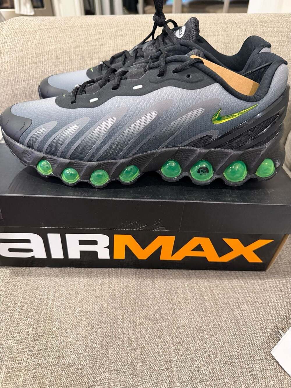 Nike Air Max Dn8 Black Volt FQ7860-003 Size 11